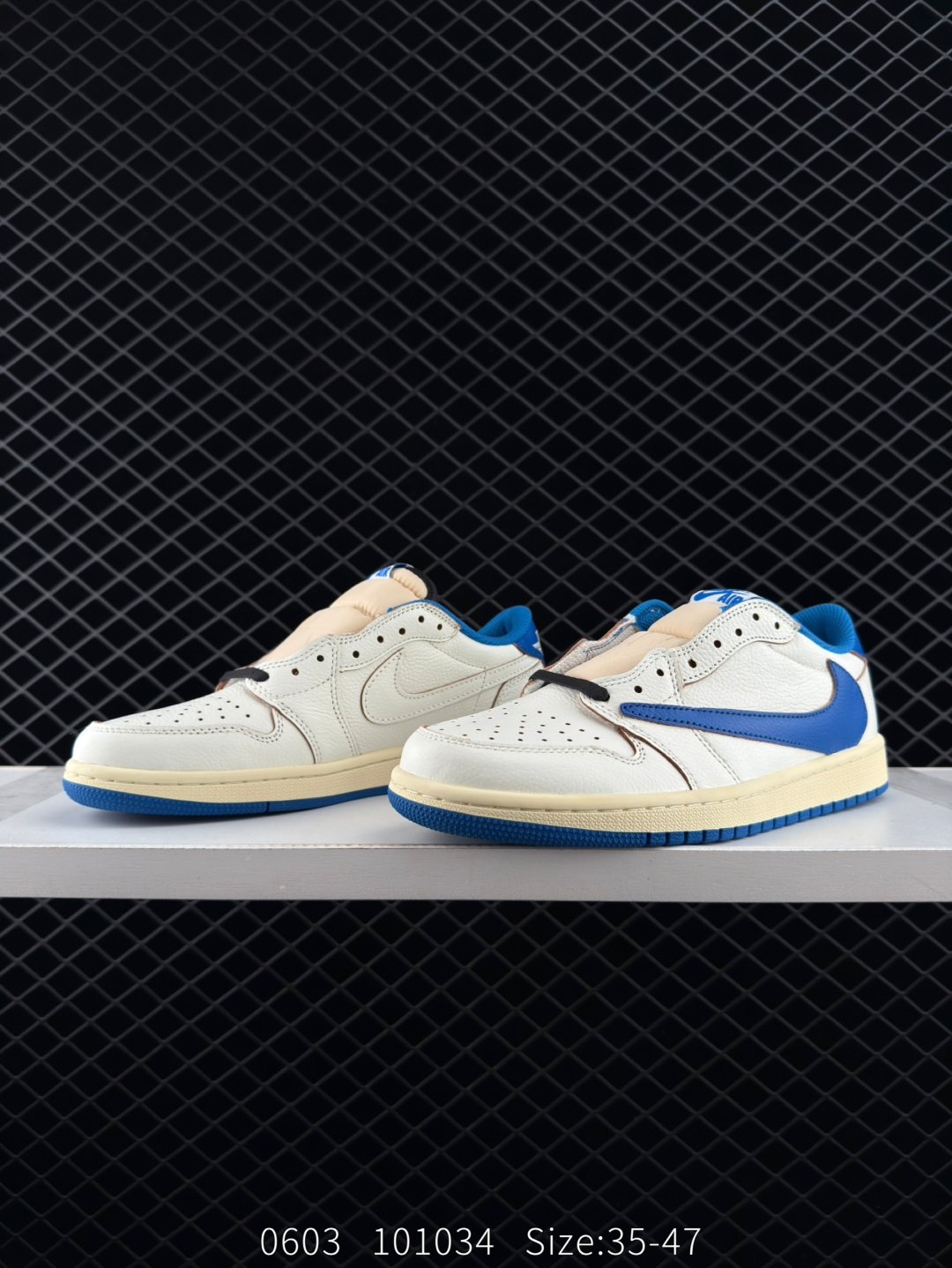 Travis Scott x Fragment Design x Air Jordan 1 Low